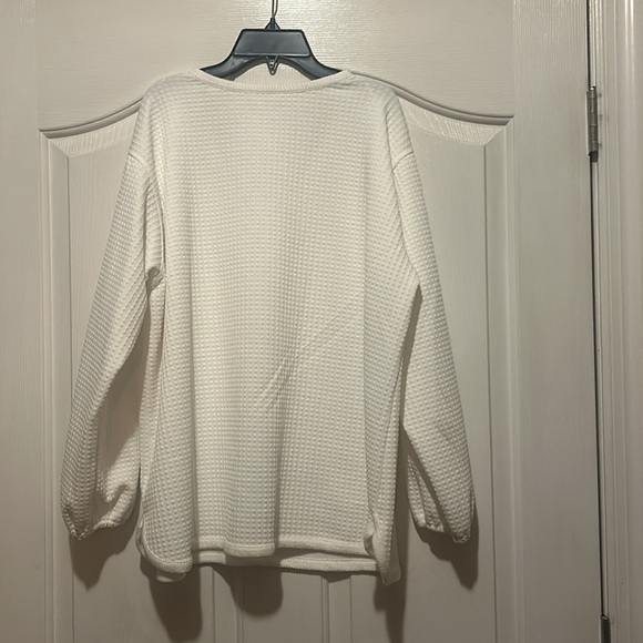Max Studio Ivory Textured Knit Top - Picture 6 of 6